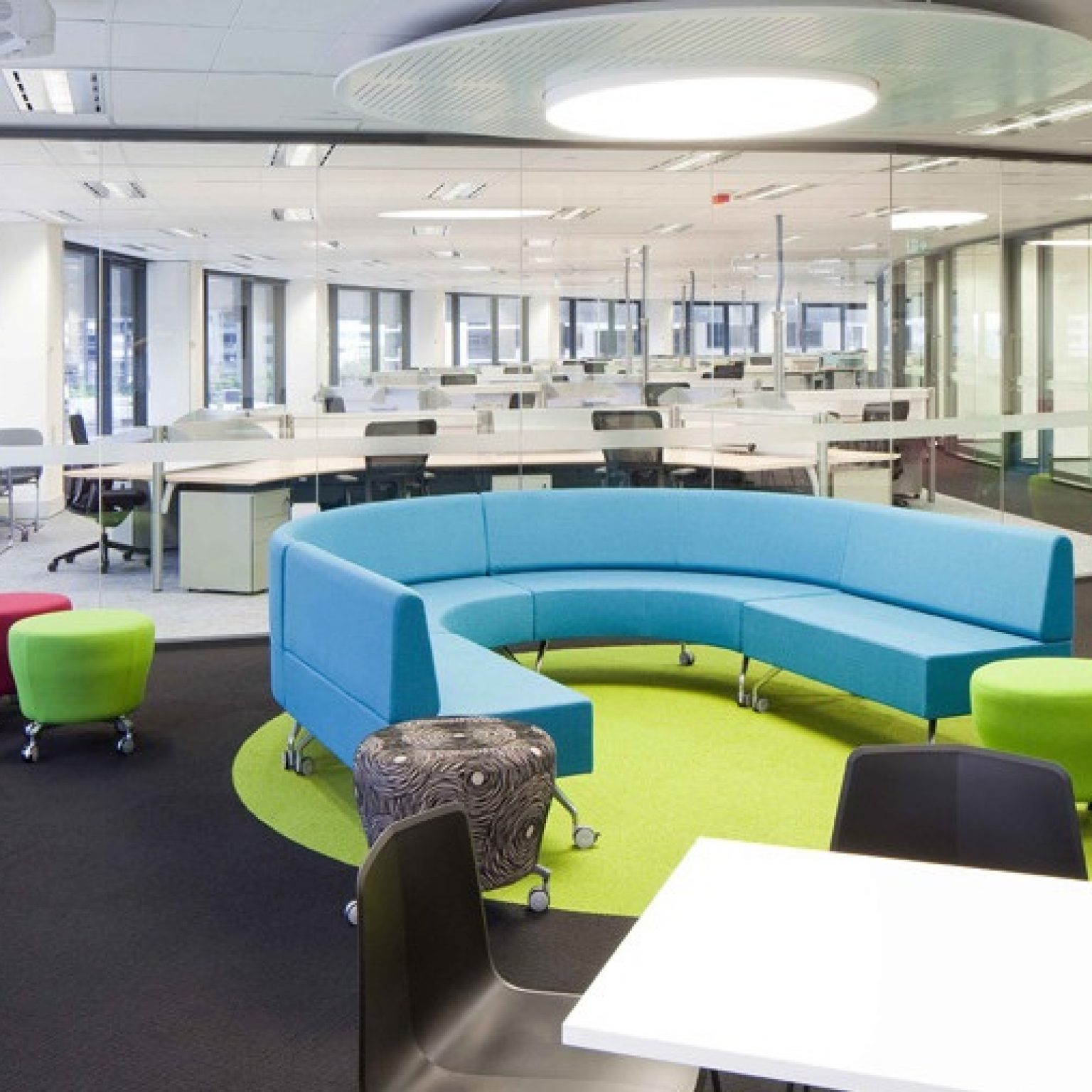 Determine the Best Office Fitouts Layouts to Improve Productivity ...